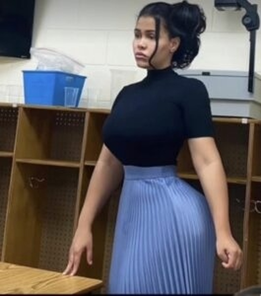 Teacher comes to work looking like this everyday, parents become furious