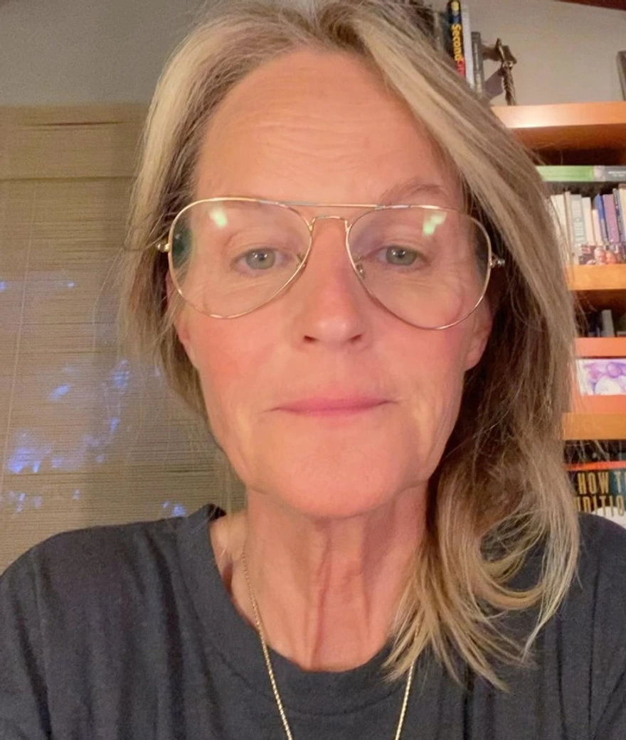 Helen Hunt, Can’t Stand Beauty Norms Anymore, And Her Fans Are Thrilled By That