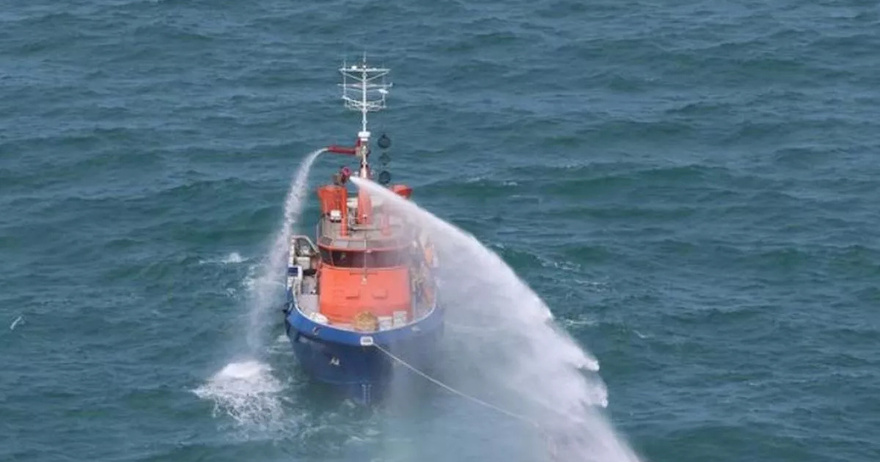 Cottesloe Beach fire: Two sailors make miracle escape as boat engulfed in huge inferno