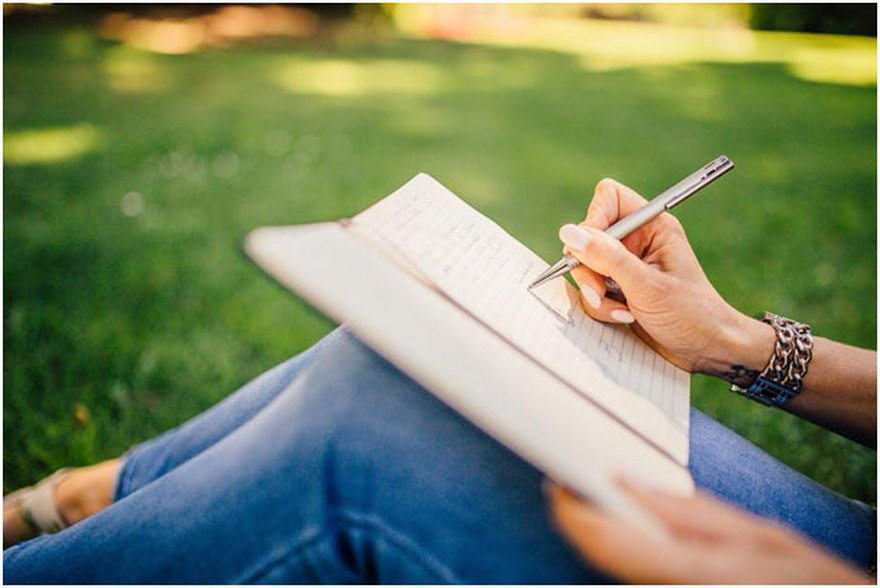 The Positive Effects of Journaling on Psychology: How Writing Can Improve Mental Health