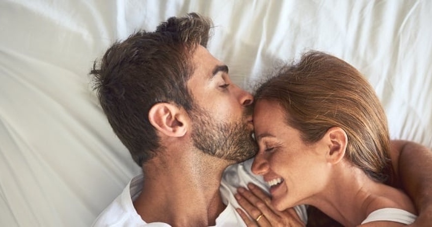 5 things men do when they have strong romantic feelings for you