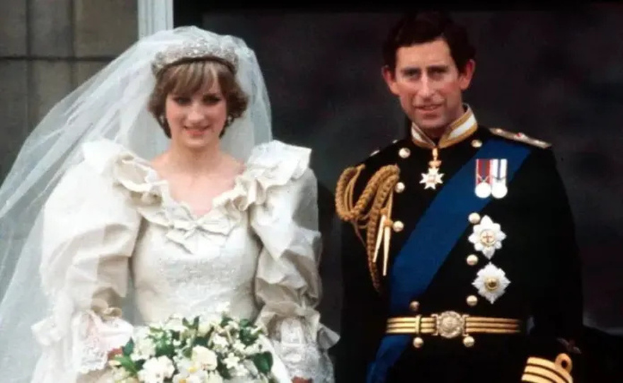 NEVER-BEFORE-SEEN Photographs of Princess Diana, one of the world’s most photographed individuals