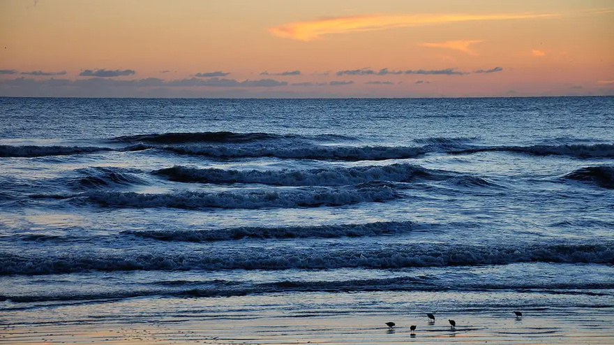 10 Of The World’s Most Dangerous Beaches