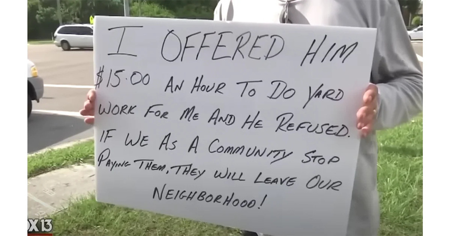 Man rejected by panhandler after offering honest work – so he makes brilliant sign of his own