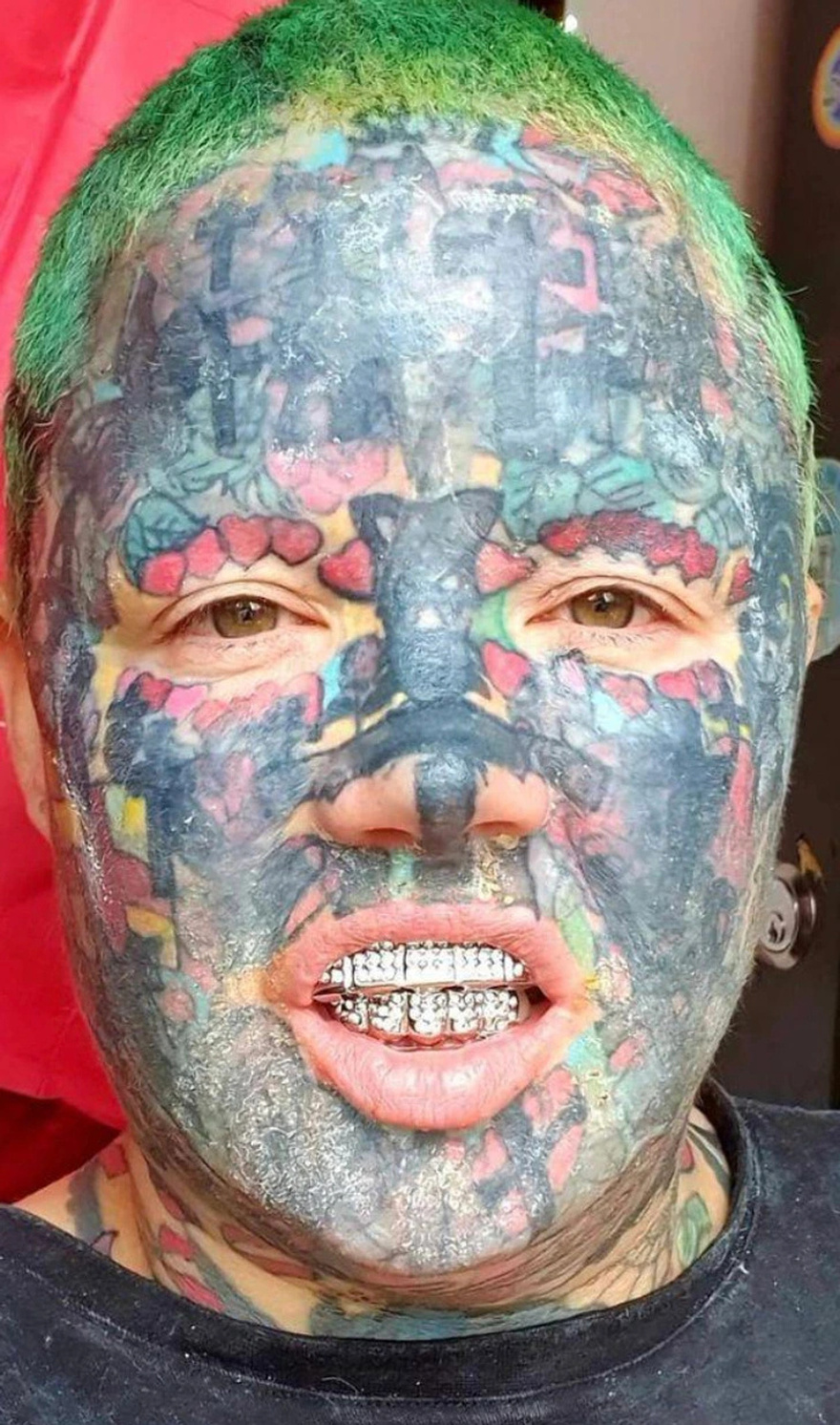 Mother of 7, With More Than 1K Tattoos, Is Banned From Attending Her Children’s School Plays