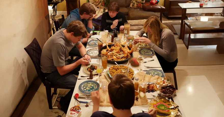 My Relatives Started Complaining about My Wife’s Meals at Our Monthly Family Dinners – So We Decided to Secretly Test Them