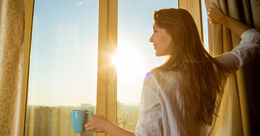 How to: 8 Ways to Become a Morning Person