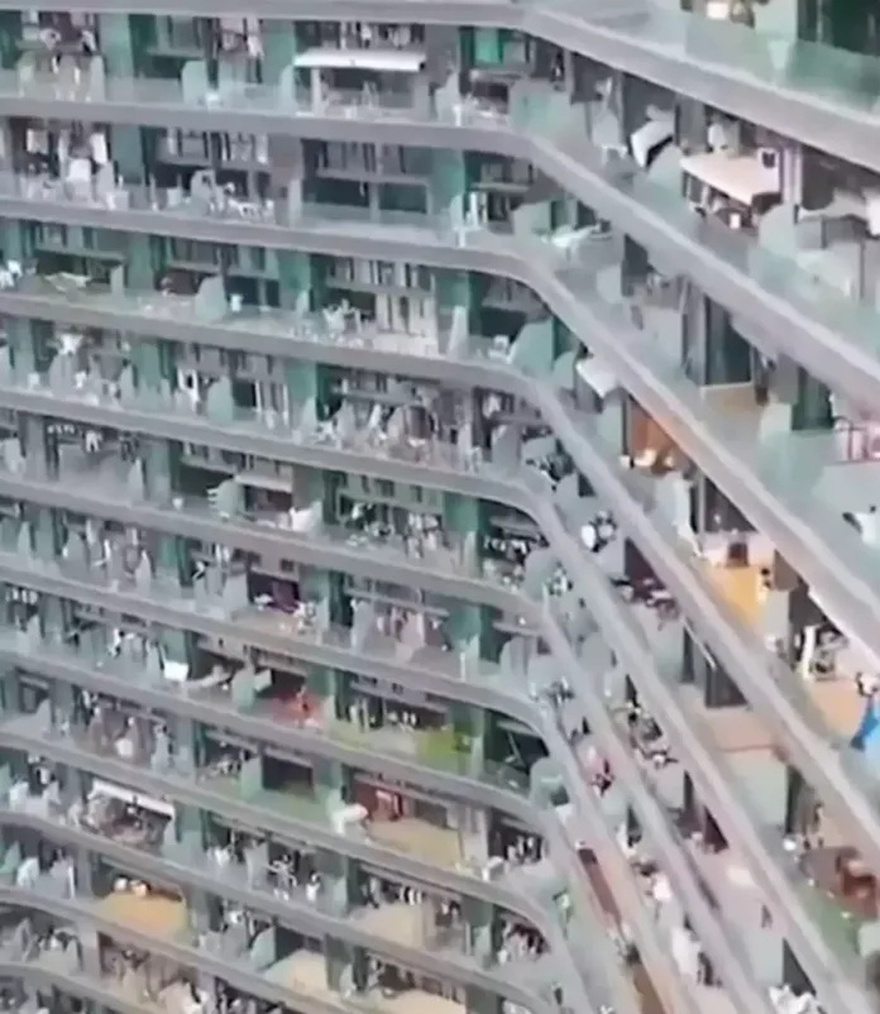 A Look Inside an Apartment Block That Houses Over 20,000 Residents in a Dystopian Setting