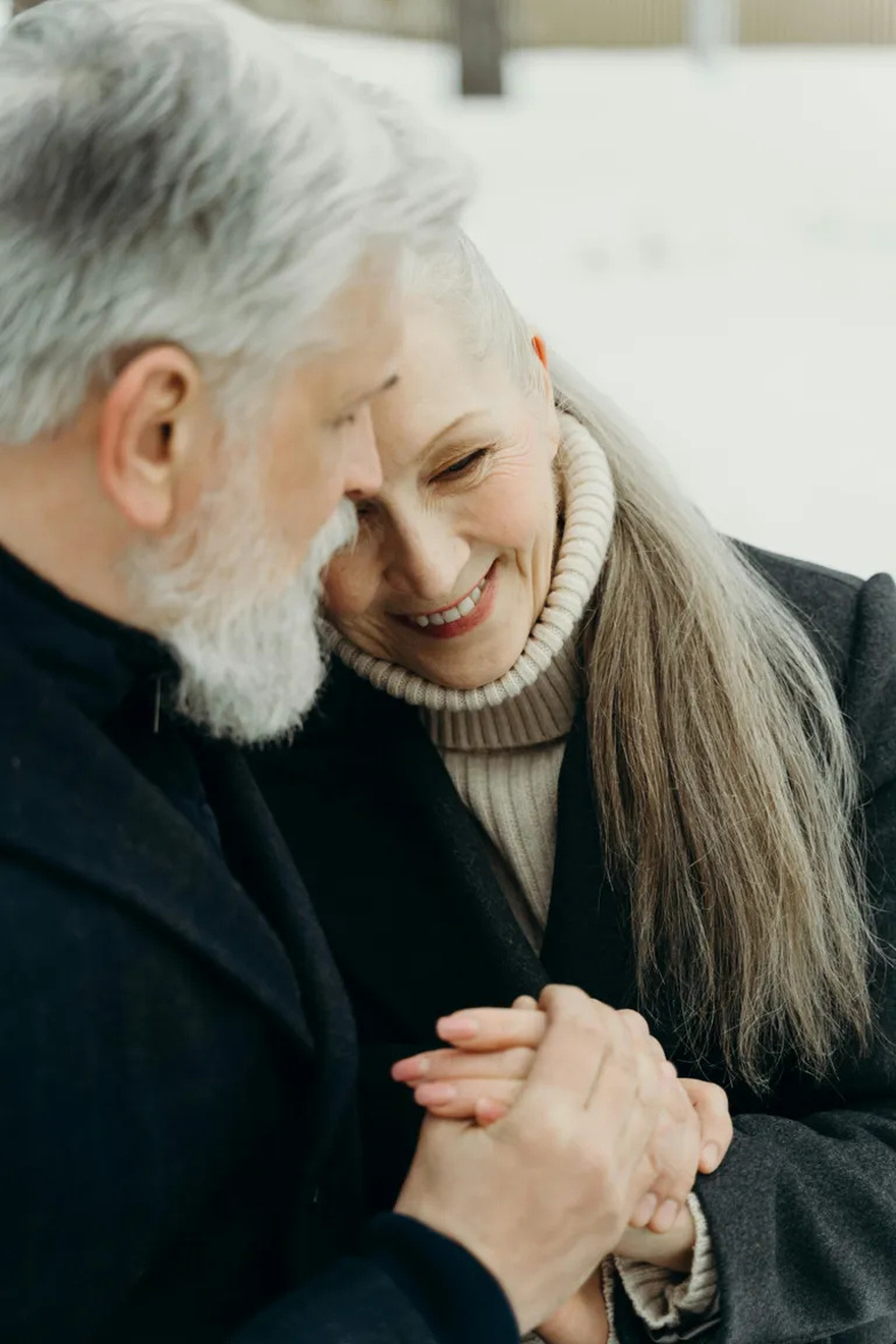 My Wife’s Knitted Sweaters For Our Grandchildren Ended Up in a Thrift Store—Her Heartbreak Made Me Teach Them a Lesson