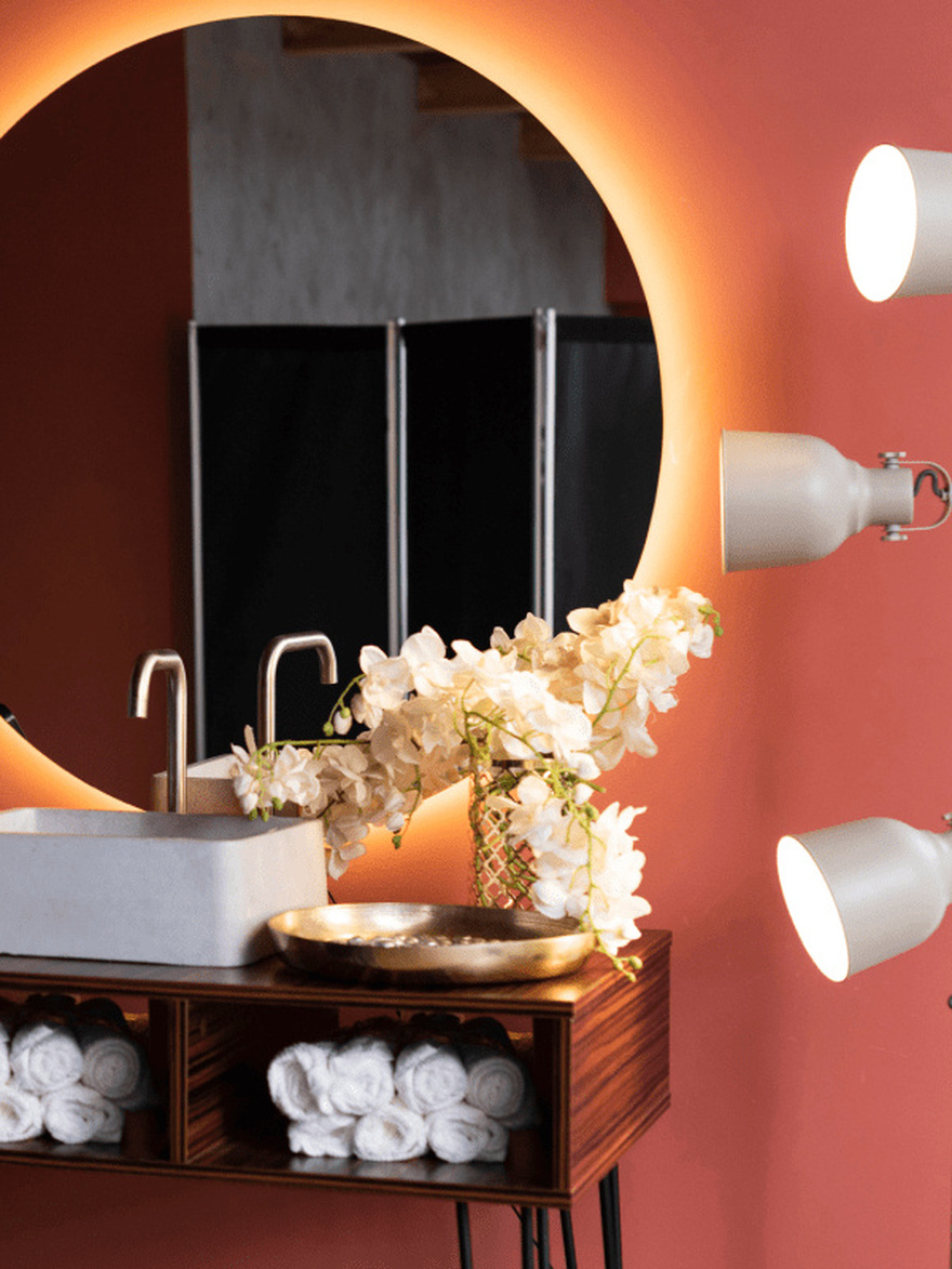 Bathroom Trends: Transform Your Space with the Hottest New Designs for the Season