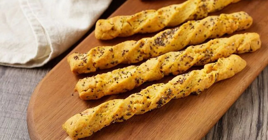 Mary Berry’s ‘perfect’ snack’ cheese straws are ready in less than 30 minutes