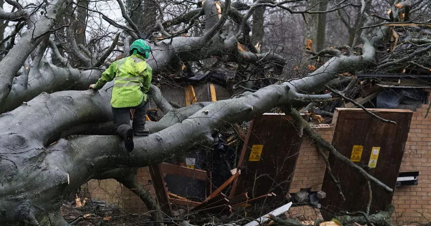 Storm Darragh Met Office warnings in full – from mobile phone coverage to flying debris