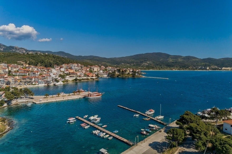 5 Picturesque Villages of Halkidiki Waiting to Be Discovered