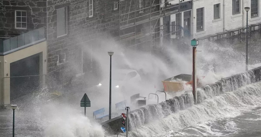 Storm Darragh sparks 560-mile rare Met Office amber ‘danger to life’ warning before 80mph winds