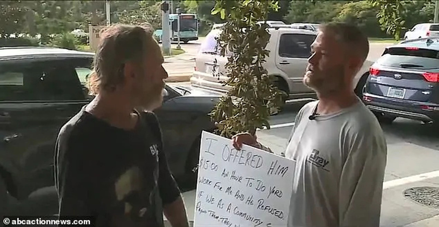 Man Offers Panhandler Honest Work But Gets Turned Down, So He Makes A Sign Of His Own