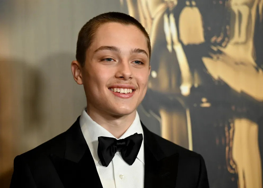 Jolie-Pitt’s Son Knox, 16, Who Sold Dog Treats, Looks Like Brad Pitt’s Clone — His Transformation Caused Hot Buzz