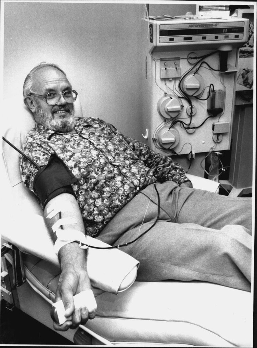 Man with the ‘most valuable blood on Earth’ who helped save 2,400,000 babies has died at age 88