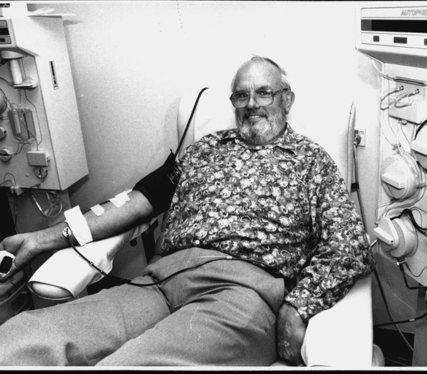 Man with the ‘most valuable blood on Earth’ who helped save 2,400,000 babies has died at age 88