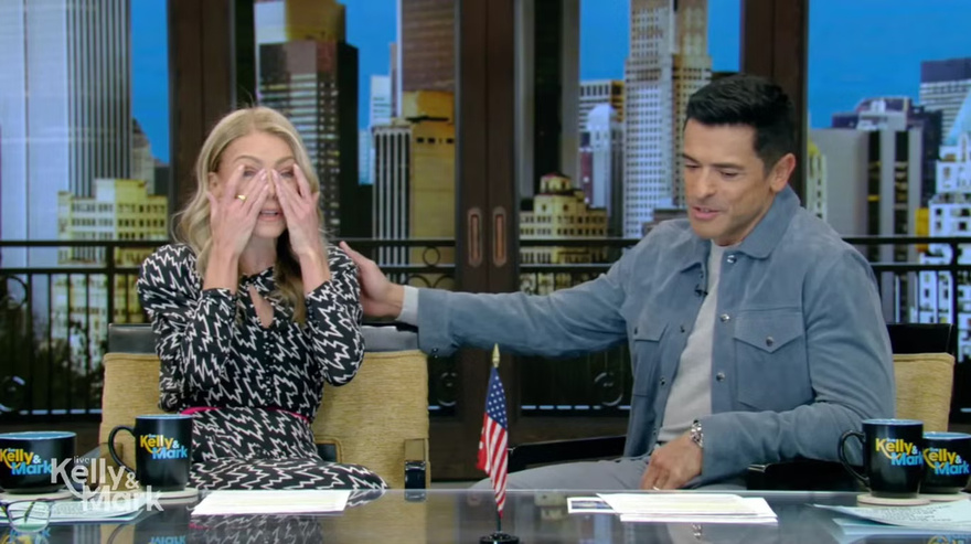 Kelly Ripa breaks down in tears on ‘Live’ after Mark Consuelos shares heartbreaking news