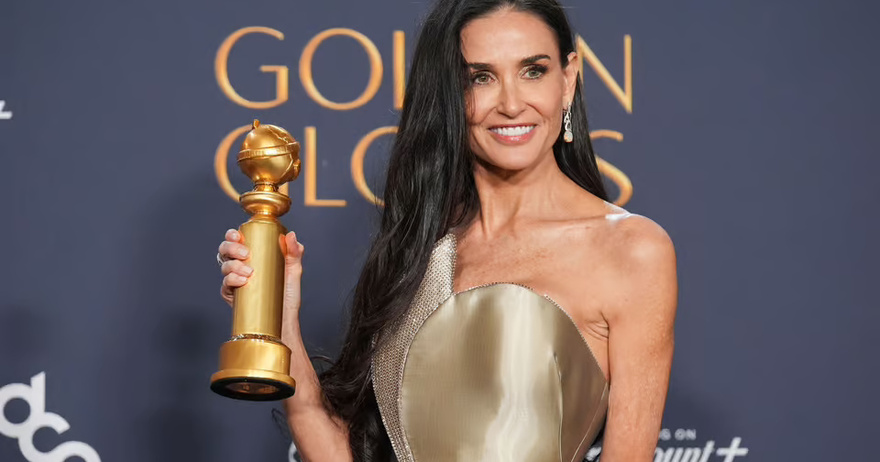 People notice detail in Demi Moore’s behavior at Golden Globes