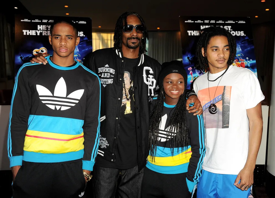 Snoop Dogg’s Grandkid Who Passed away Lives on in Memory – Meet His 7 Grandchildren