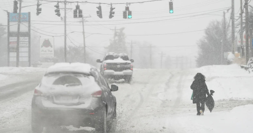 At least 5 dead as freezing rain, heavy snow and bitter temperatures take hold across the U.S.