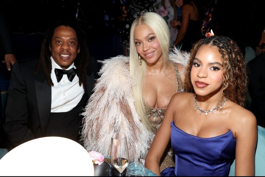 Lip reader shares Jay-Z’s nine-word message to Beyoncé after she won Best Country Album at Grammys