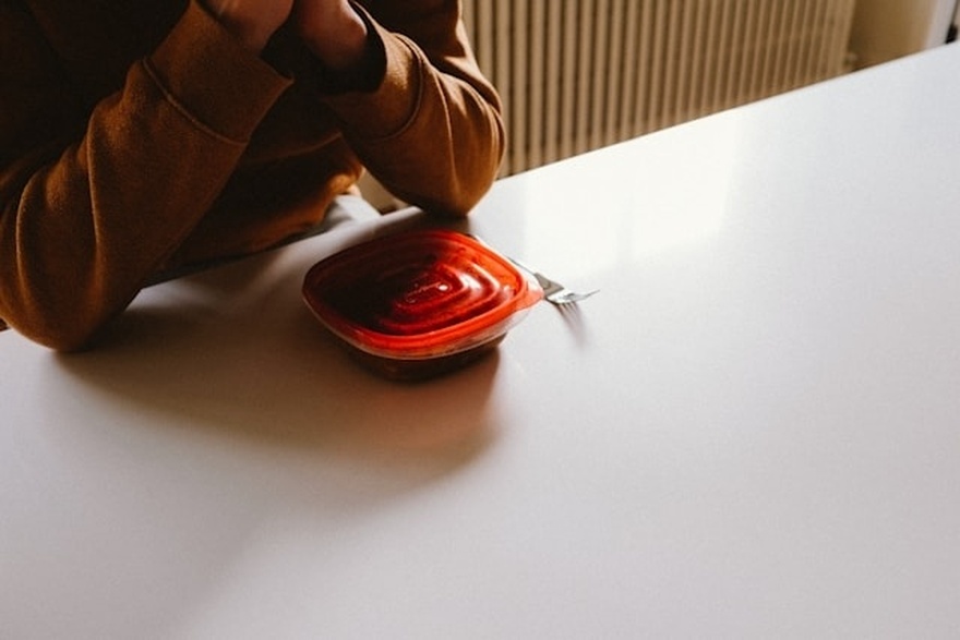 14 Things You Should Always Throw Away