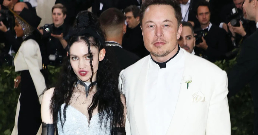 Grimes Claims She’s ‘Tried Begging’ Elon Musk to Keep Kids Private: ‘No Way to Deal With This’