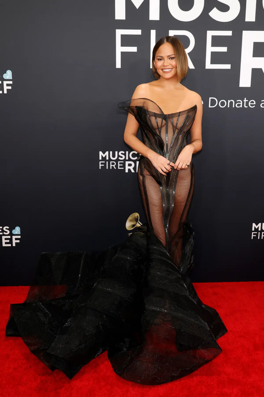 Every Naked Dress That Heated Up the 2025 Grammys Red Carpet: Chrissy Teigen, Bianca Censori, More