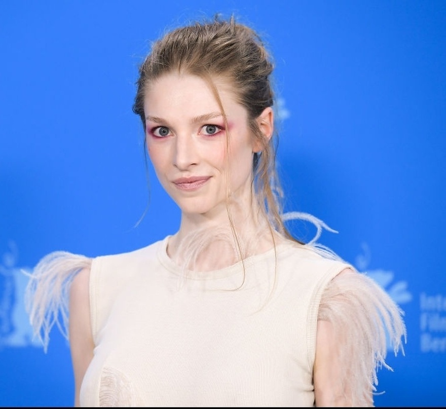 Trans ‘Euphoria’ star Hunter Schafer hits out at Trump after new passport lists her as male