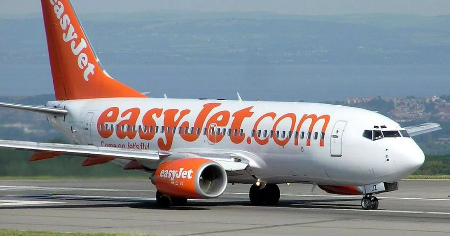 Easyjet flight to Manchester from Egypt in emergency landing as pilot collapses