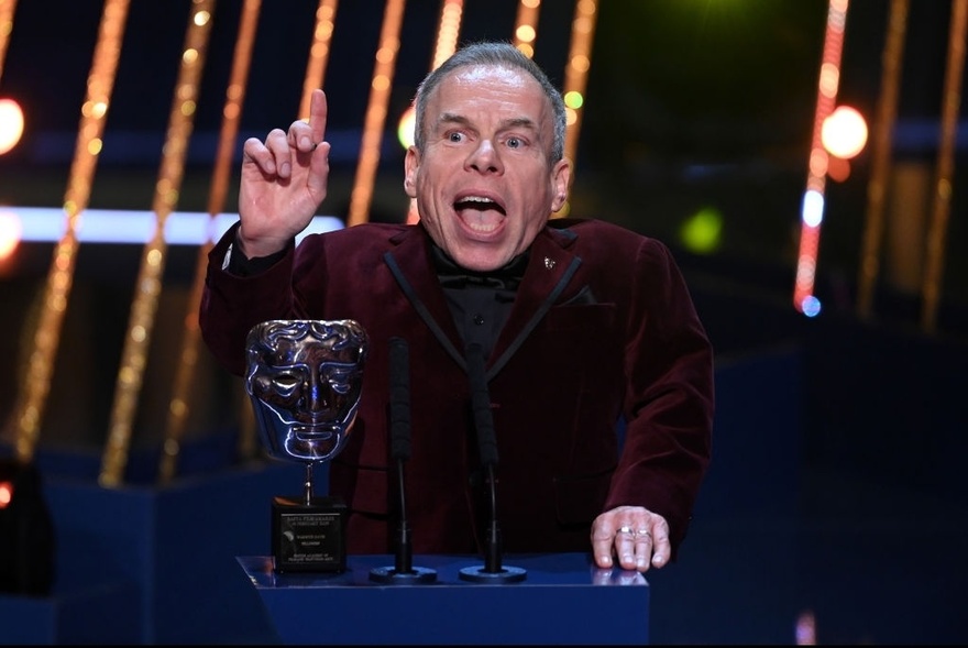 Emotional Warwick Davis fights back tears as he pays tribute to his late wife Samantha during BAFTAs speech