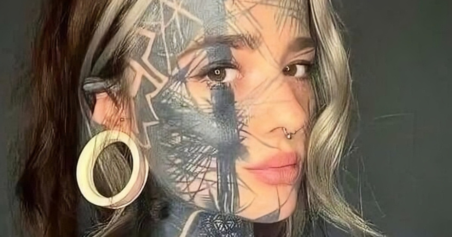 Woman with 800 tattoos shares new photo of herself without any ink. She has completely covered up all of her tattoos, and the contrast is striking!