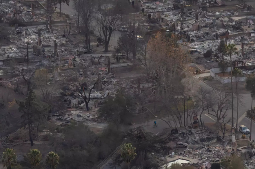 Meteorologist who predicted ‘cataclysmic’ LA fires saved hundreds of lives with early warning sign