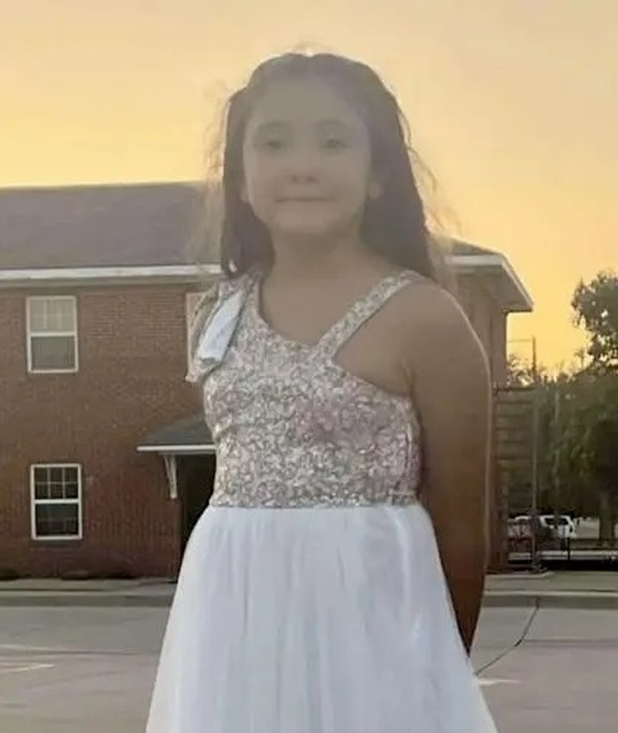 11-year-old dies by suicide after ICE threats from bullies