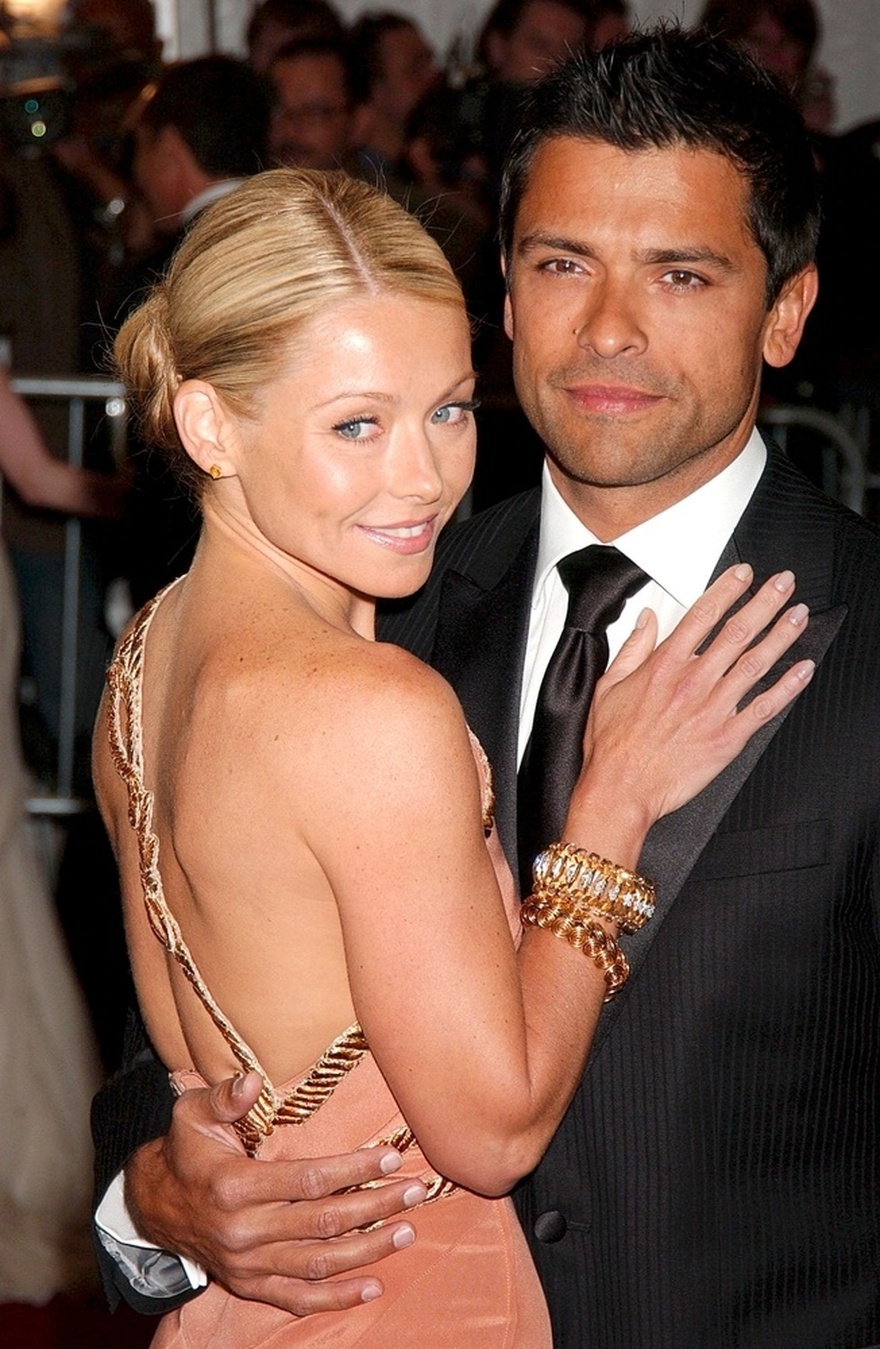 Kelly Ripa and Mark Consuelos’ son Michael turns 27 years old and people can’t believe what he looks like