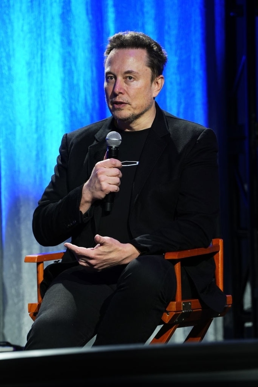 Elon Musk’s SpaceX Starship explodes after take-off, grounding flights at multiple airports due to ‘debris’